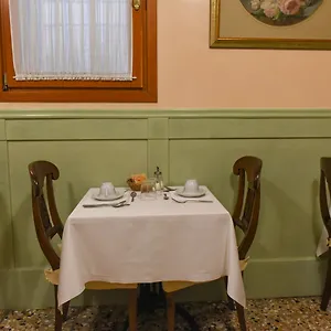 Palazzo Cendon Piano Antico İtalya