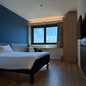 Ibis Fiera 3* Rom