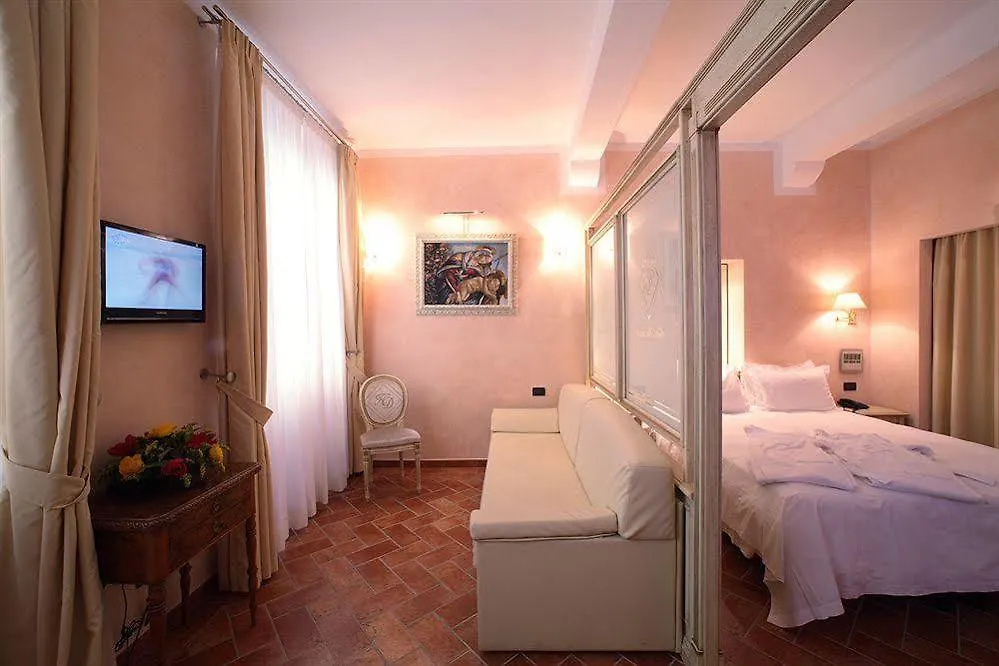 ***  פירנצה Hotel Davanzati איטליה